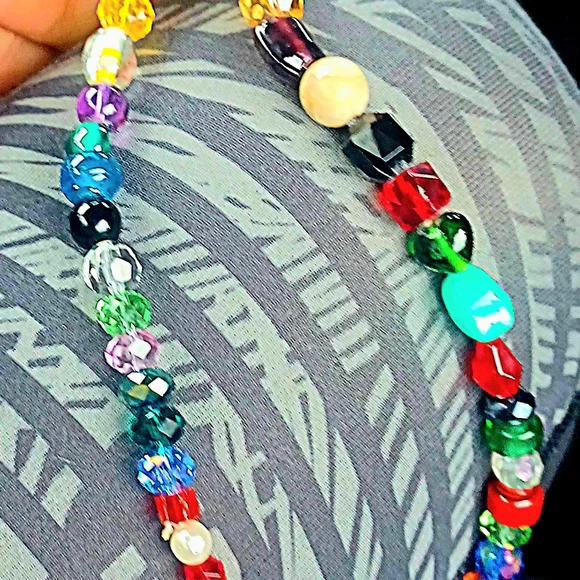 Beautiful necklace - Picture 6 of 6